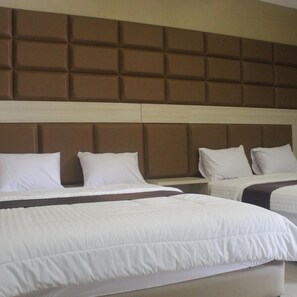 Room - Cyka Raya Hotel (Wonosari)