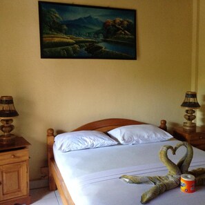 Room - Hotel Dupa (Buleleng)