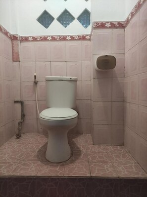 Bathroom - Hotel Dupa (Buleleng)