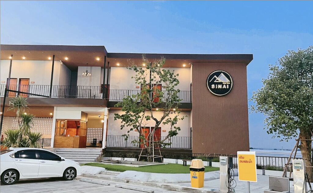 المنشأة من الخارج