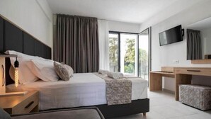 Room - Avaton Luxury Resort and Spa (Volvi)