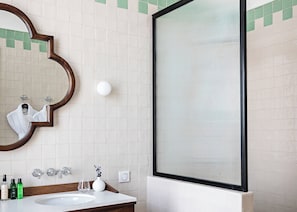 Bathroom - La Maison Palmier (Abidjan)