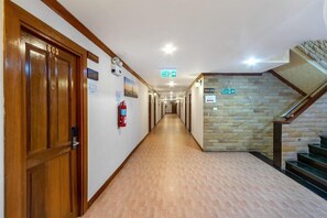 Interior - Jb Green Patong (Krabi)