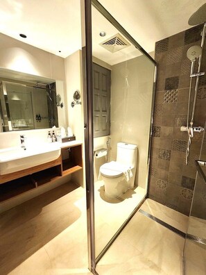 Bathroom - Amalthea Hotel (Patong)