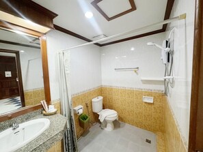 Phòng tắm