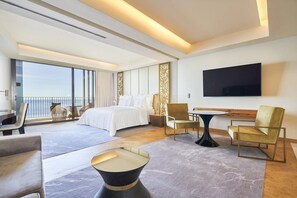 Room - The Reserve by Savoy Signature (Funchal)