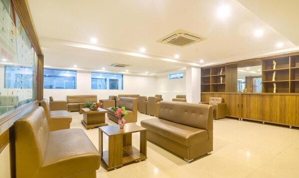 Lobby - The Landmark Banjara Hills (Hyderabad)