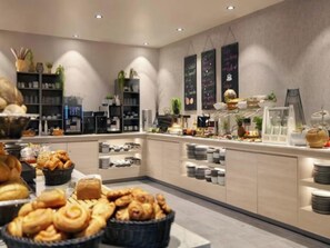 Unclassified image, 4 of 61, button - Candlewood Suites Dusseldorf Airport (Düsseldorf)