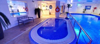 The Schull Harbour Hotel