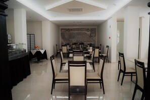 Dining - Angra Central Hotel (Angra do Heroismo)