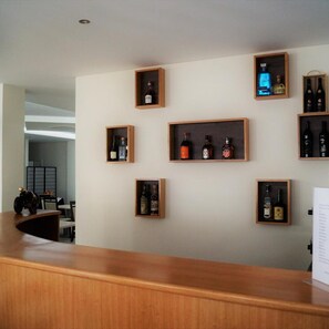 Bar (on property) - Angra Central Hotel (Angra do Heroismo)