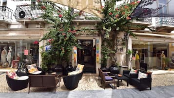 Khuôn viên nơi lưu trú