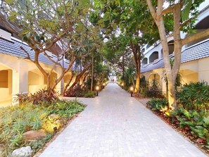 Property grounds - Pooh Beach Resort and Spa (Pattaya)