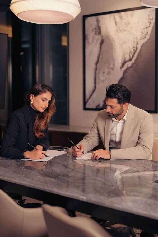 Lobby - Radisson Blu Hotel Riyadh Convention & Exhibition Center (Riyadh)