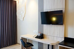 Interior - Front One Gosyen Hotel Salatiga (Salatiga)