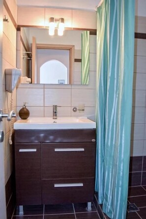 Bathroom - Avra Escapes (Kefalonia)