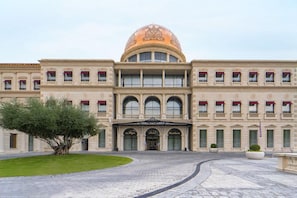 บริเวณภายนอก