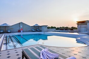 Outdoor pool - 21 High Street Residence (Doha)