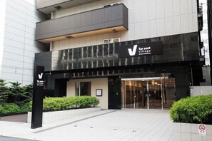 Exterior detail - Far East Village Hotel Osaka, Honmachi (Osaka)