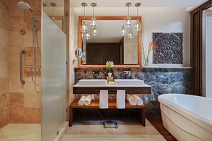 Bathroom - Jungala Hotel at Vidantaworld Riviera Maya (Playa del Carmen)