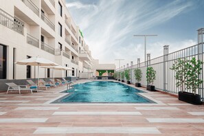 Pool - Holiday Inn Riyadh The Business District (Riyadh)