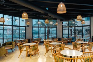 Dining - Holiday Inn Riyadh The Business District (Riyadh)