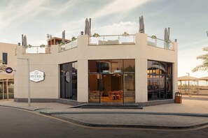 Exterior - Holiday Inn Riyadh The Business District (Riyadh)