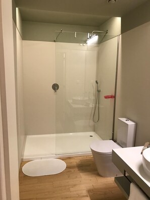 Bathroom - Penedono Medieval Hotel (Penedono)