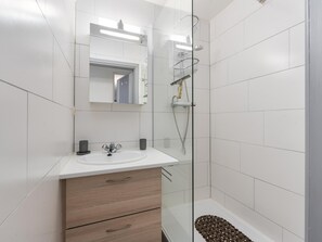 Shower, hair dryer - Cosy apartment near the casino (Blankenberge)