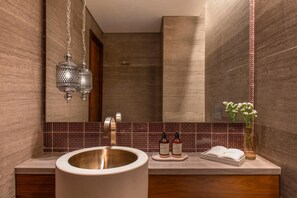 ห้องน้ำ