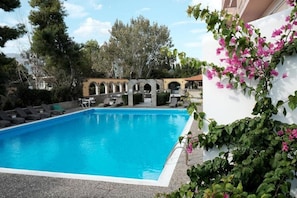 Pool - Stefania Beach Resort (Eretria)