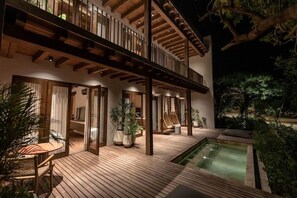 Outdoor dining - Makani Luxury Wanderlust (Cartagena)