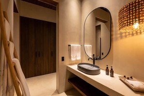 Bathroom - Makani Luxury Wanderlust (Cartagena)