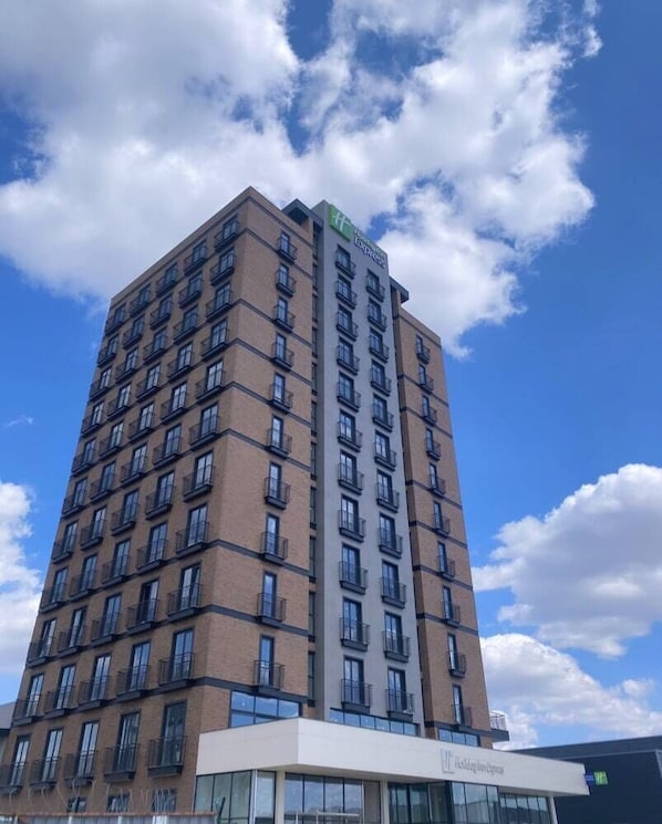 Exterior - Holiday Inn Express Ankara - Airport (Akyurt)