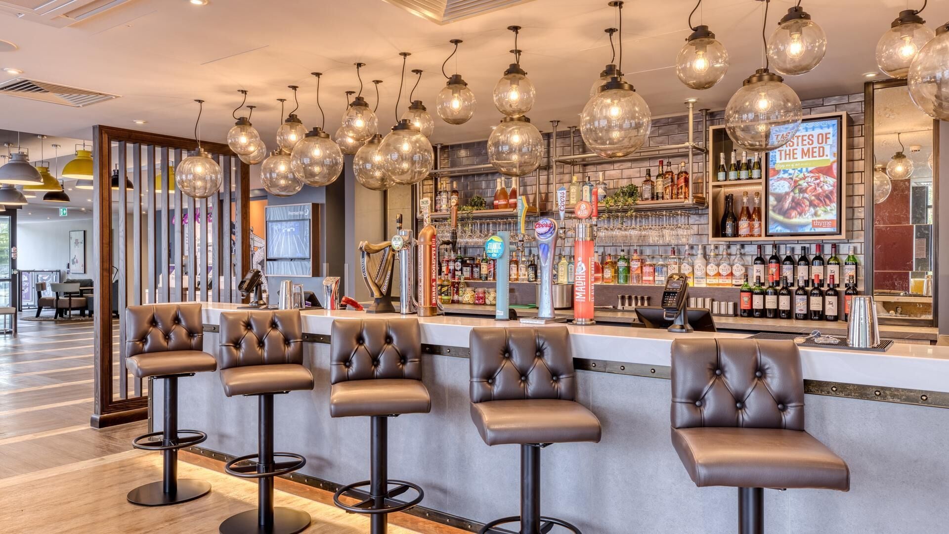 바(숙박 시설 내)