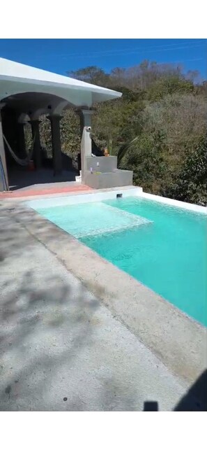 Pool - Ten minutes away from the beach five minutes away from the town a very quiet (Crucecita)