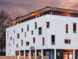 Exterior - Eklo Hotel Restaurant Marne La Vallee (Serris)