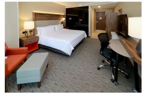 Room - Holiday Inn and Suites Mexico Felipe Angeles Airport (Zumpango)