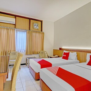Room - Collection O Riau Near Trans Studio Bandung Formerly Asteria Hotel (Bandung)