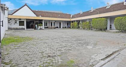 OYO 91710 Hotel Anugerah