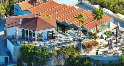 Ada Port Hotel