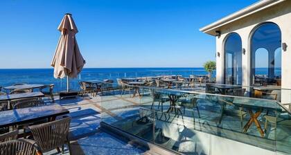 Ada Port Hotel