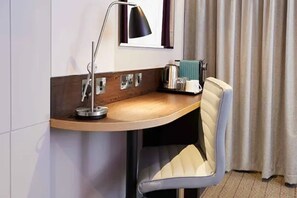 Interior - Premier Inn Cambridge City Centre (Cambridge)