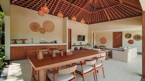 Dining - Cocana Resort (Gili Trawangan)