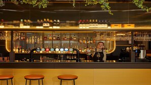 Bar (en el alojamiento)