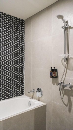 Bathroom - BW Express Jakarta Tanah Abang (Jakarta)