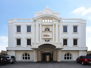 Exterior - Grande Hotel Lampung Powered by Archipelago (Bandar Lampung)