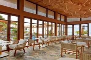 تناول الطعام