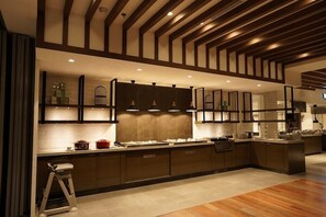 Dining - Gokulam Grand Hotel Thiruvananthapuram (Thiruvananthapuram)