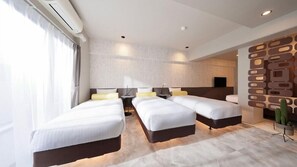 Room - Dotombori Crystal Hotel 3 (Osaka)